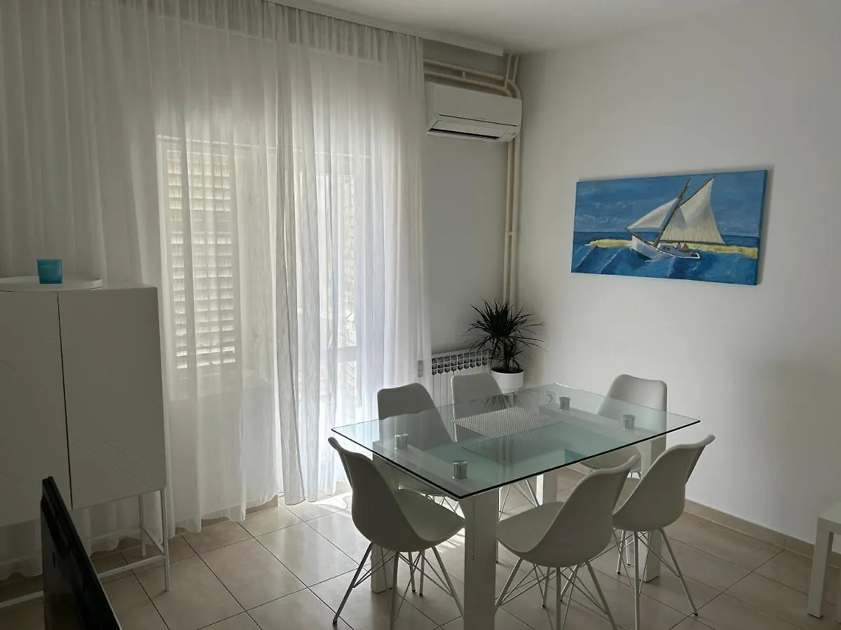 Apartment Bianco Porec 0*,